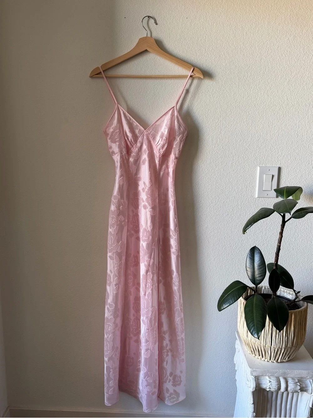 Victoria Secret vintage Sheer Floral Lace Slip Dress - Light Pink